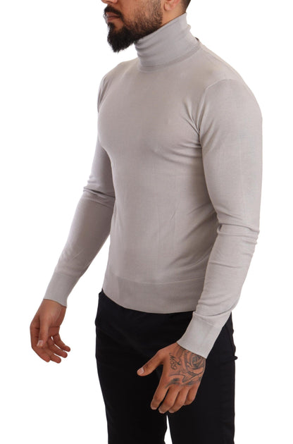 Elegant Cashmere-Silk Blend Turtleneck