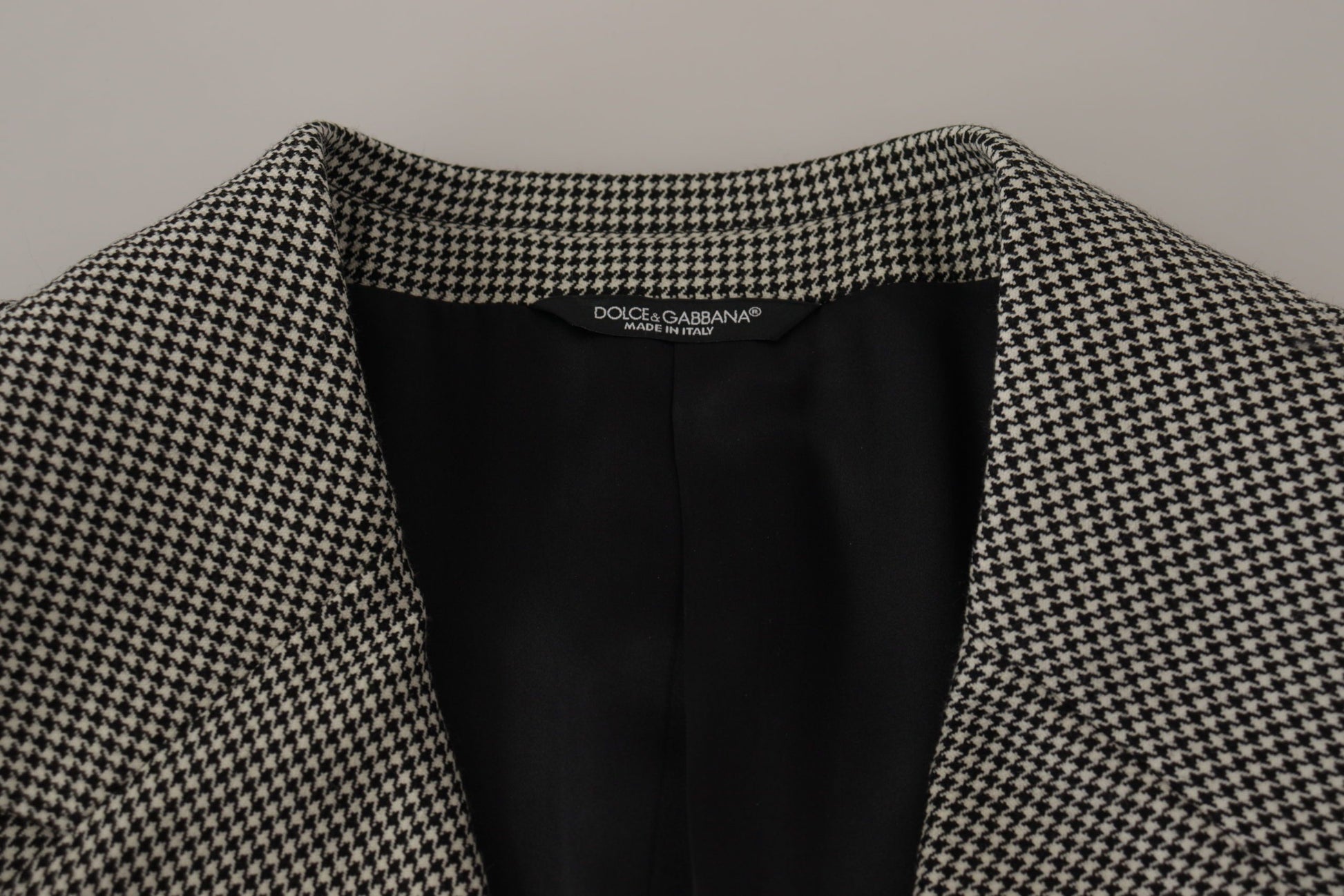 Elegant Gray Checkered Wool Blazer