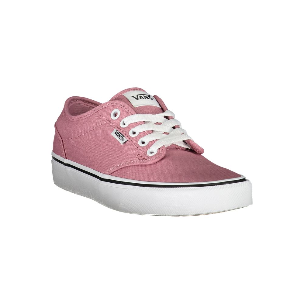 Chic Pink Sneakers with Contrast Laces